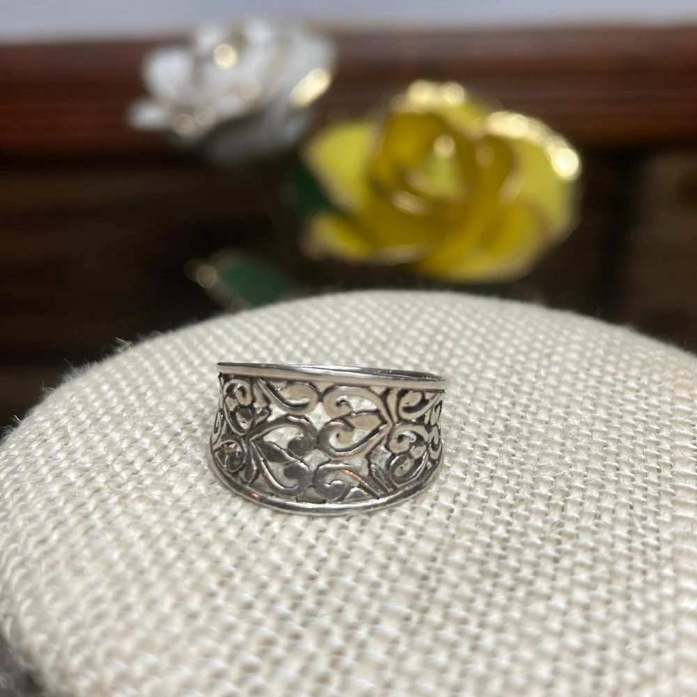 Vintage Sterling heart ring